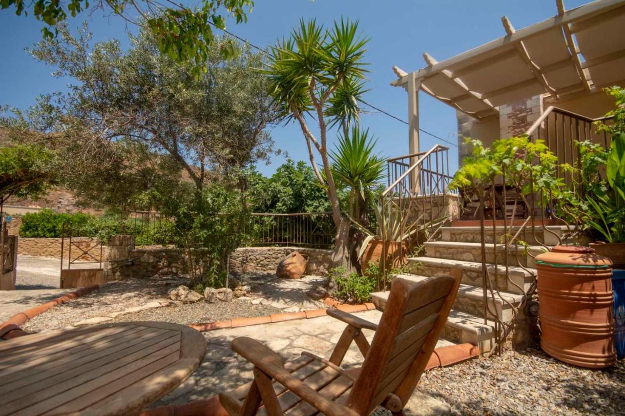 Stamatogiannis Traditional Apartments Kalivianí エクステリア 写真