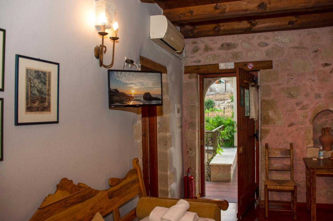 Stamatogiannis Traditional Apartments Kalivianí エクステリア 写真