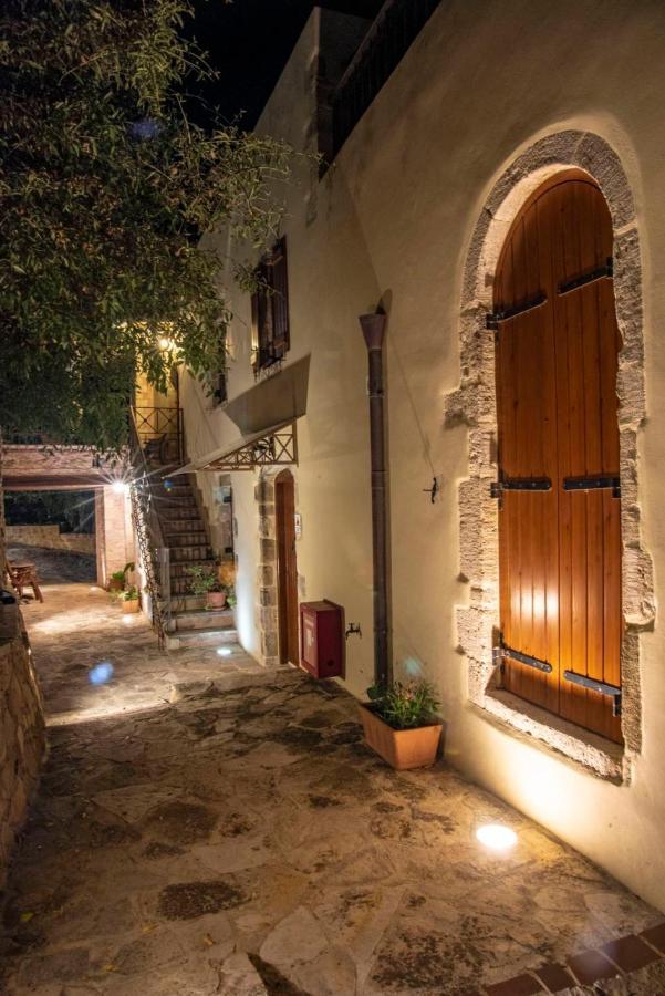 Stamatogiannis Traditional Apartments Kalivianí エクステリア 写真